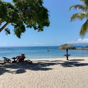  Appartement Vue Anse Des Rochers Piscine Et